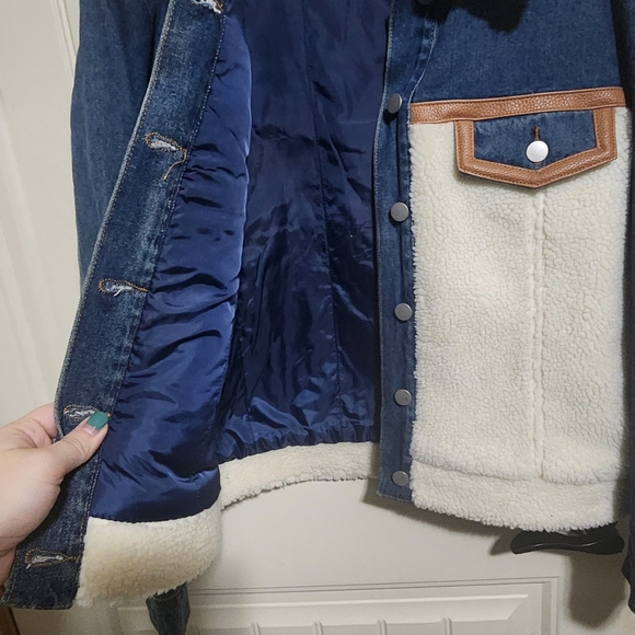 Jean Jacket - Picture 3 of 4